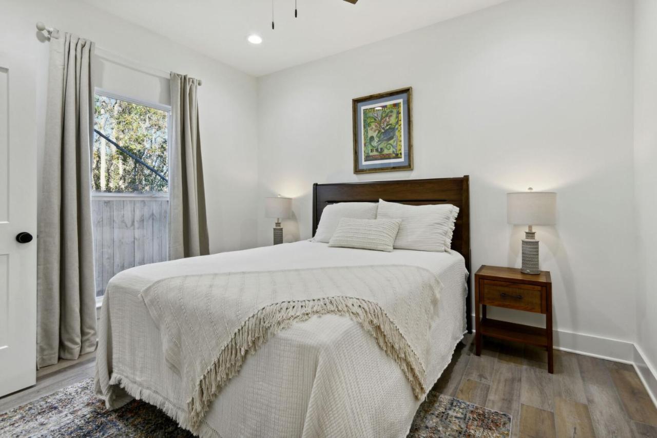 Cozy Vacation Rental In Old Town Bay St Louis Close To Beach, Bars, And Dining Bay St. Louis Buitenkant foto